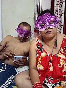 Snapshot of mature_friends chatting on 05-01-26, 05:50 mature friends online show from 05-01-26, 05:50