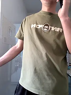 huanhuanaaaaa online show from 04-15-26, 02:29