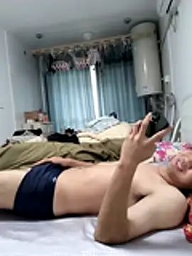 huanhuanaaaaa online show from 06-04-26, 01:11