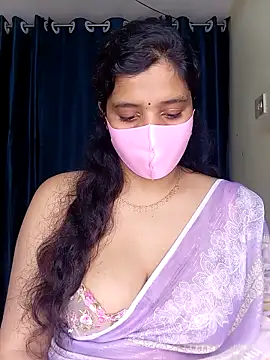 Rose-luckey online show from 02-11-26, 01:16