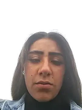 CAROLINE  07 online show from 02-05-26, 10:47