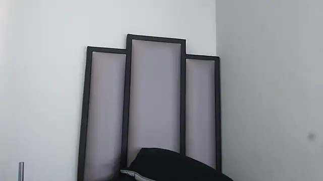  Leohot  online show from 11-30-25, 04:00