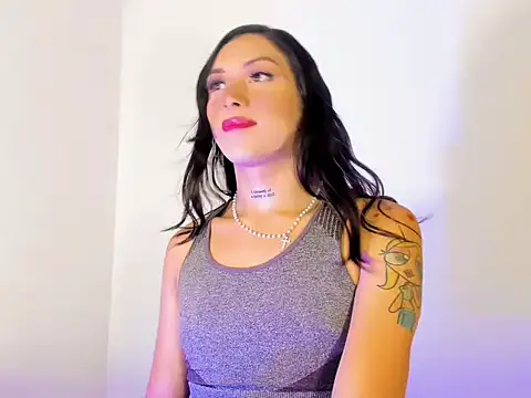 Megan Gil  online show from 09-14-25, 11:15