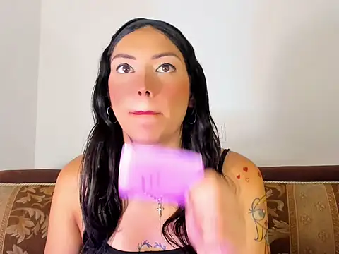 Megan Gil  online show from 10-03-25, 12:57