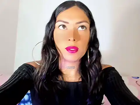 Megan Gil  online show from 10-15-25, 12:49