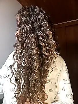 IVONNE COLLINS33 online show from 03-28-26, 01:16