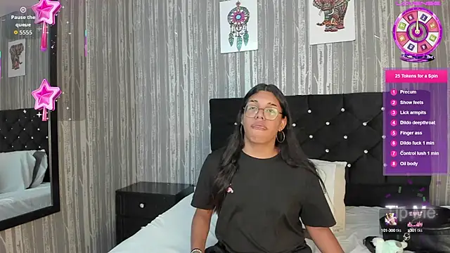 Snapshot of Hailey_johnsonn chatting on 09-21-25, 04:41 Hailey johnsonn online show from 09-21-25, 04:41