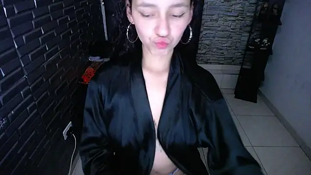 sofia ginevra online show from 12-13-25, 07:53