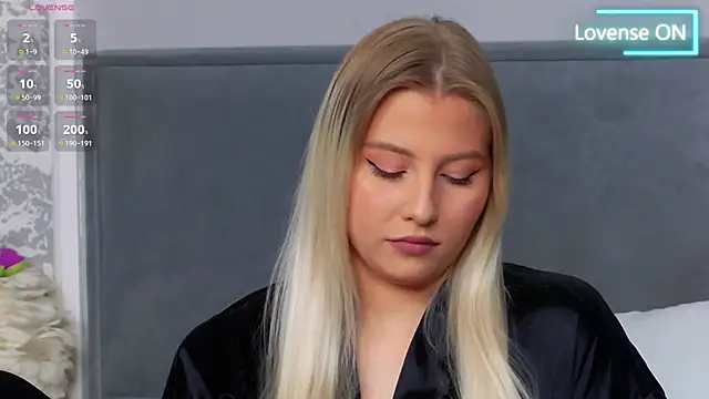 Amy mit online show from 09-25-25, 10:19