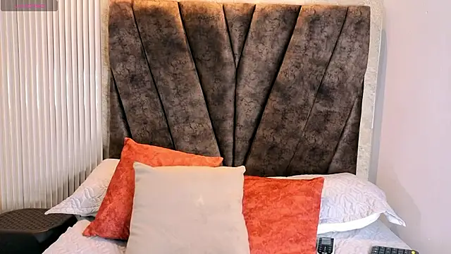 Miagomezx online show from 02-25-26, 09:02