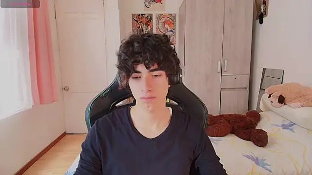 Nude Boy18 online show from 03-26-26, 06:02