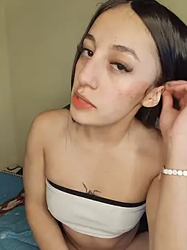 StefaniaFoxx  online show from 07-04-26, 06:41