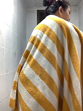 Jake Chris online show from 11-06-25, 05:47