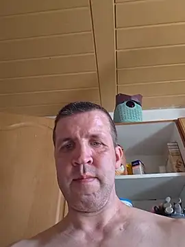 Snapshot of Spritser1980 chatting on 06-06-26, 04:12 Spritser1980 online show from 06-06-26, 04:12