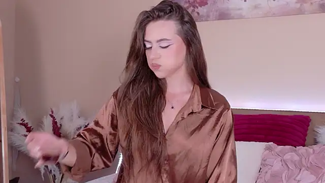 Sienna Voss online show from 04-04-26, 09:56