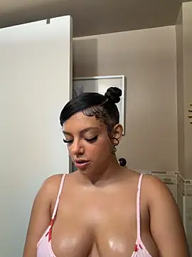 allybluee777 online show from 02-06-26, 03:26