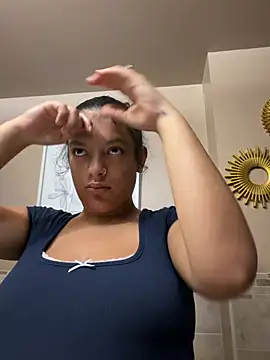 allybluee777 online show from 07-30-26, 03:22