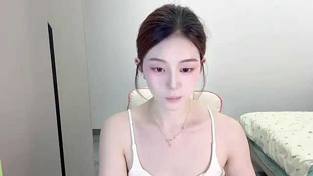 Snapshot of Cookie-oo chatting on 10-01-25, 12:55 Cookie-oo online show from 10-01-25, 12:55