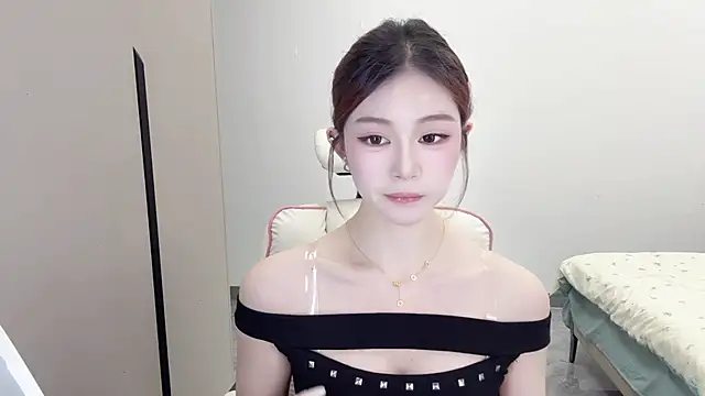 Snapshot of Cookie-oo chatting on 10-03-25, 11:29 Cookie-oo online show from 10-03-25, 11:29