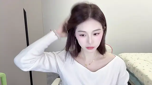 Snapshot of Cookie-oo chatting on 10-10-25, 01:32 Cookie-oo online show from 10-10-25, 01:32