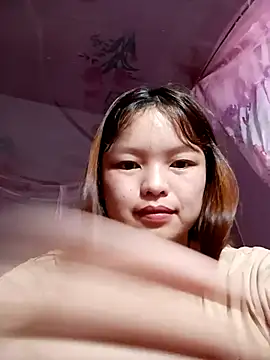 XoiXoi232 online show from 09-08-25, 03:11