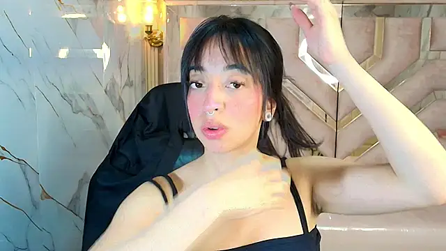 zoe r  online show from 09-13-25, 03:17