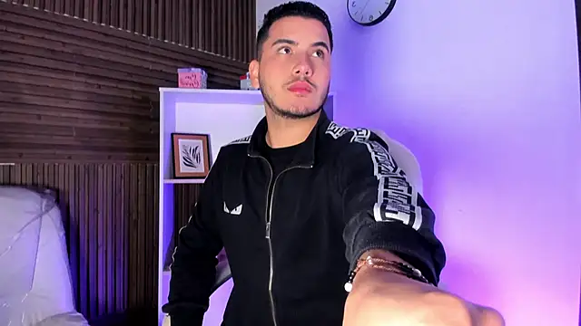 Axel grey  online show from 12-05-25, 12:25