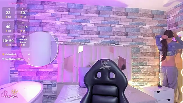 CYRUS TAY online show from 06-30-26, 04:19