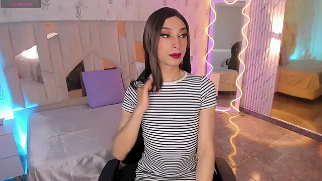 CYRUS TAY online show from 07-17-26, 12:45