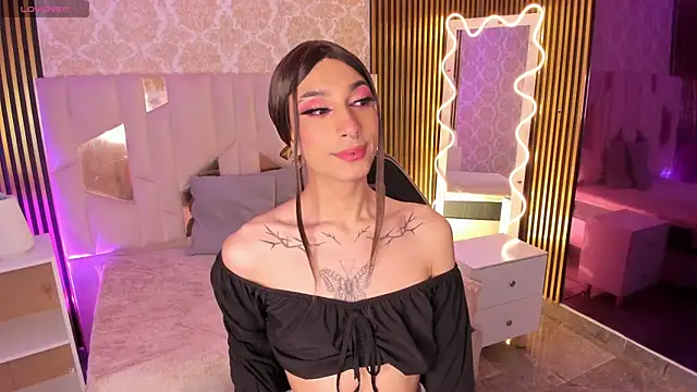 CYRUS TAY online show from 07-19-26, 04:27