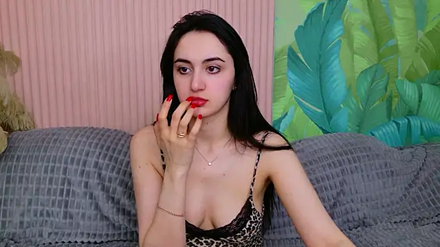 Elizabeth Meyer online show from 04-18-26, 05:33