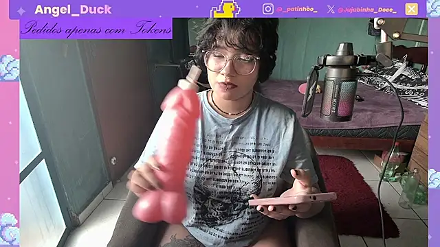 Angel Duck online show from 02-25-26, 06:28