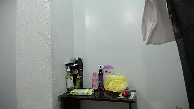 Jheampiiero online show from 09-15-25, 01:22