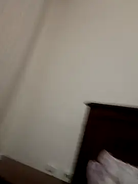 Snapshot of OGUZOZAN chatting on 09-13-25, 07:24 OGUZOZAN online show from 09-13-25, 07:24