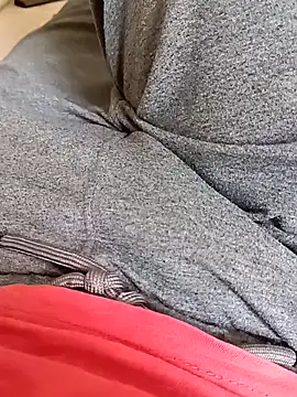 Snapshot of OGUZOZAN chatting on 09-14-25, 10:03 OGUZOZAN online show from 09-14-25, 10:03