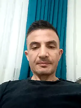 Snapshot of OGUZOZAN chatting on 10-05-25, 08:40 OGUZOZAN online show from 10-05-25, 08:40