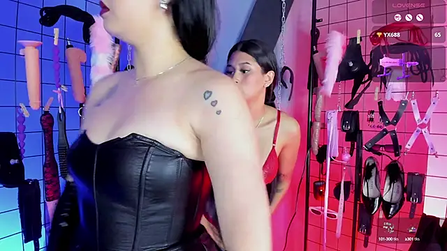 VictoryaLiah BDSM online show from 09-10-25, 11:54