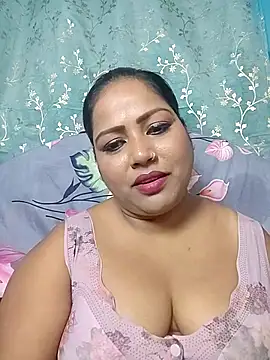 Snapshot of hornypriya696 chatting on 09-15-25, 06:30 hornypriya696 online show from 09-15-25, 06:30