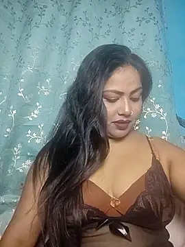 Snapshot of hornypriya696 chatting on 10-14-25, 06:20 hornypriya696 online show from 10-14-25, 06:20