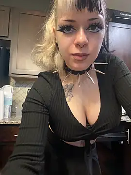 Paige Turner online show from 10-21-25, 07:58