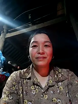 Bliss rose online show from 02-06-26, 02:42