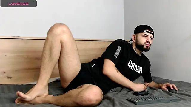 Snapshot of Killian_Vane chatting on 10-08-25, 12:03 Killian Vane online show from 10-08-25, 12:03