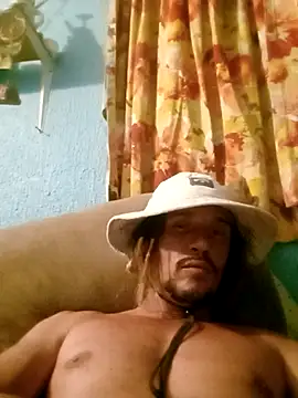Snapshot of Bastardking1 chatting on 10-24-25, 02:30 Bastardking1 online show from 10-24-25, 02:30