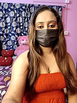 Snapshot of Cute-lusi chatting on 03-30-26, 06:42 Cute-lusi online show from 03-30-26, 06:42
