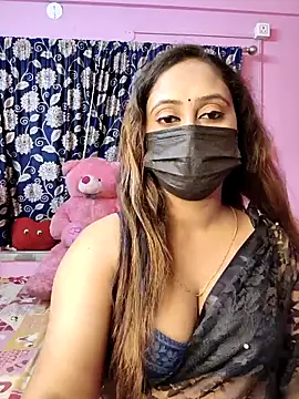 Snapshot of Cute-lusi chatting on 05-03-26, 06:47 Cute-lusi online show from 05-03-26, 06:47