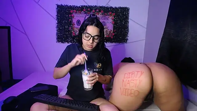Sweet Dirty Baby online show from 07-08-26, 07:13