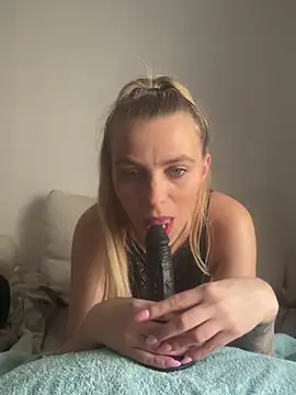 BrumeLove online show from 03-03-26, 09:15