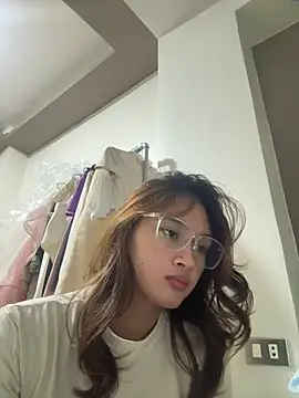 LanySylvia online show from 04-03-26, 06:55