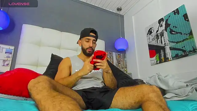 Yiyo10  online show from 02-10-26, 04:27