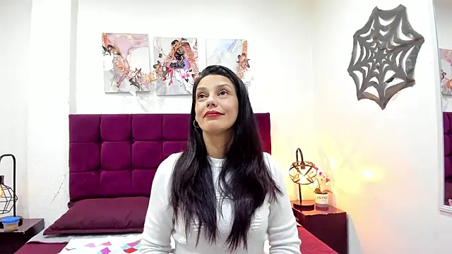 MashaPiink online show from 10-30-25, 01:01